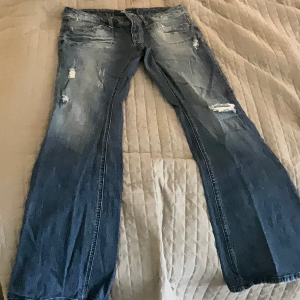 Type Jeans Distressesd